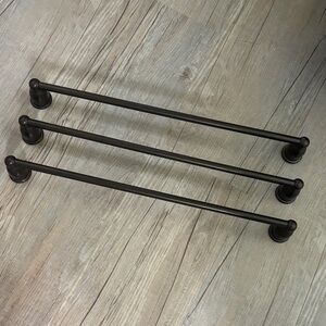 Hand Towel Racks/FREE